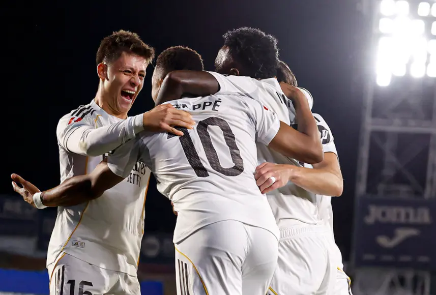 京融实配 一场1-0，让皇马超越巴萨，1.8亿锋霸踢疯了：11场轰入15球